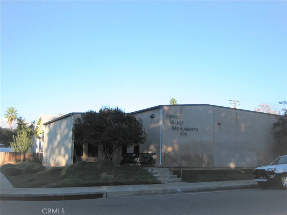 506 Wellwood Avenue Beaumont, CA 92223