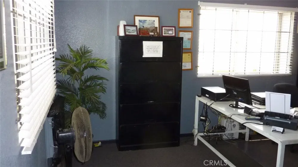 17384 Mesa Street Hesperia, CA 92345