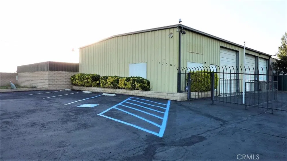 17384 Mesa Street Hesperia, CA 92345