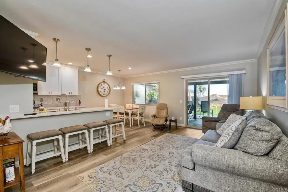 263 San Dimas Oceanside, CA 92057