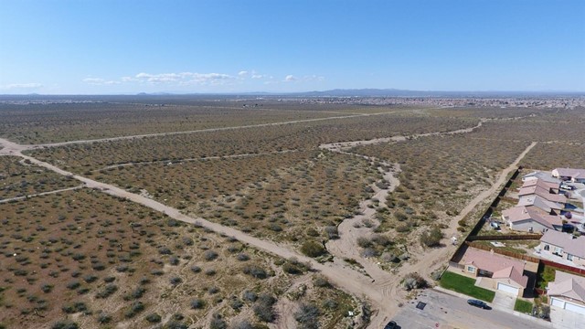 Luna Road Victorville, CA 92392