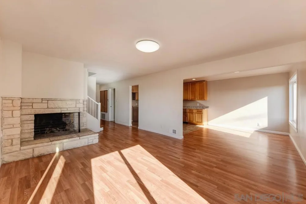 63 Minerva St. San Fernando, CA 94112