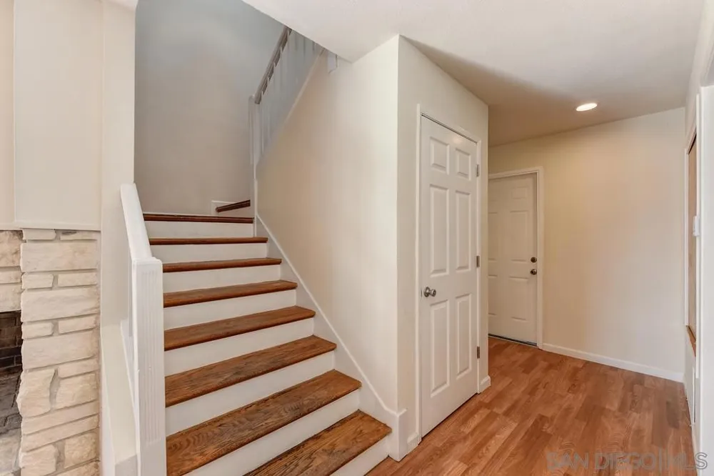 63 Minerva St. San Fernando, CA 94112