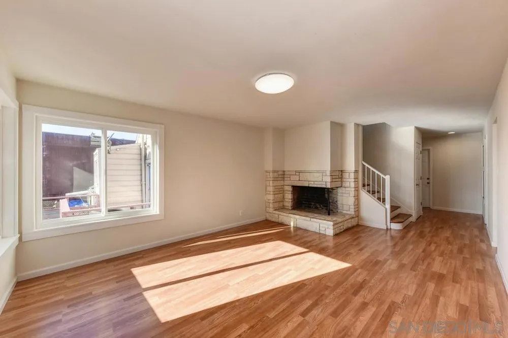 63 Minerva St. San Fernando, CA 94112