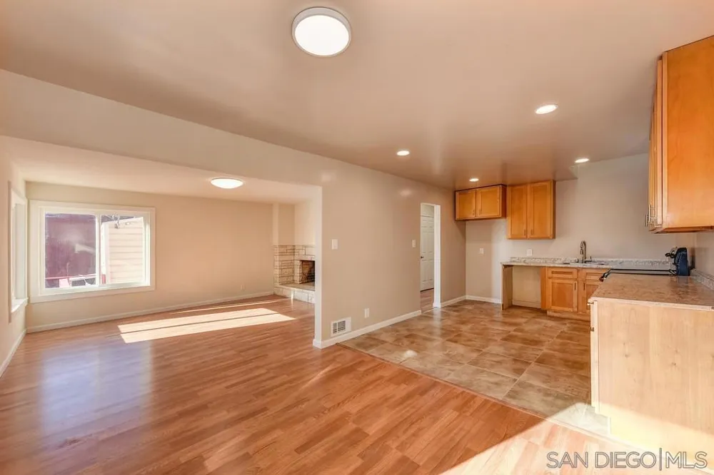63 Minerva St. San Fernando, CA 94112