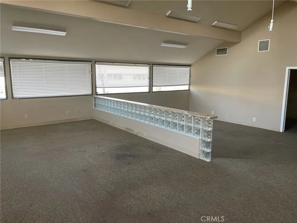 1421 E Cooley Drive #15 Colton, CA 92324