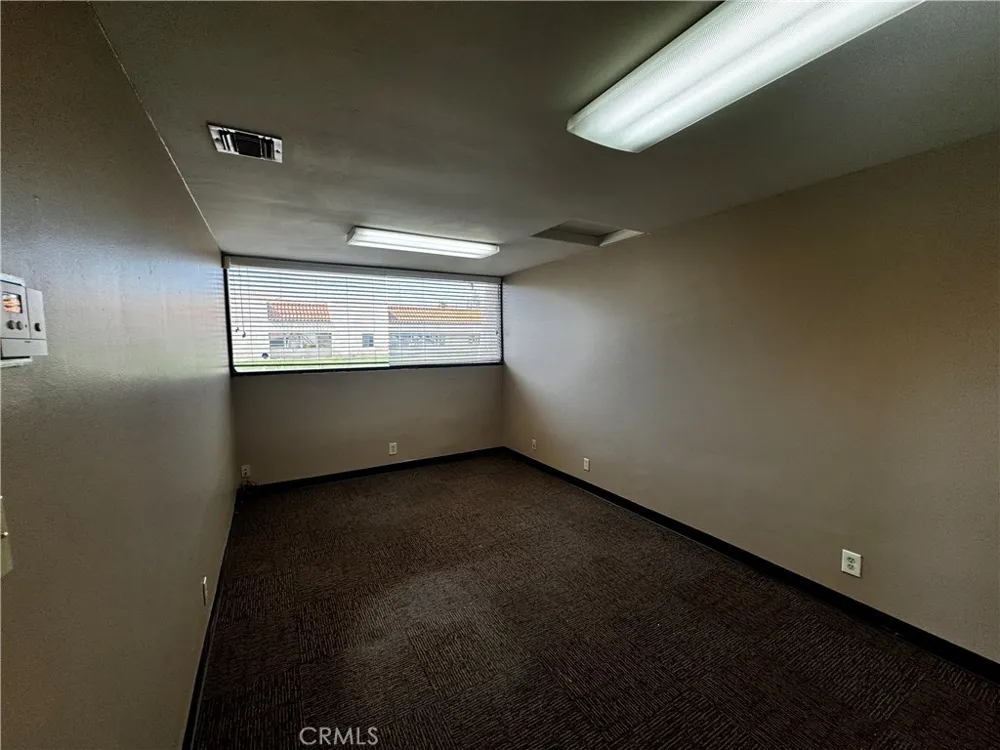1421 E Cooley Drive #15 Colton, CA 92324