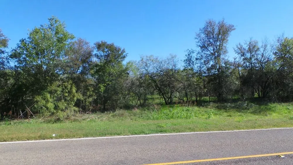 277 FM 672 Dale, TX 78616