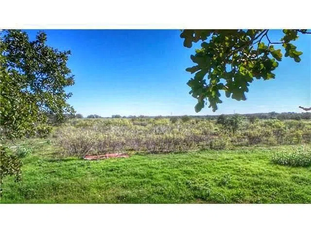 277 FM 672 Dale, TX 78616