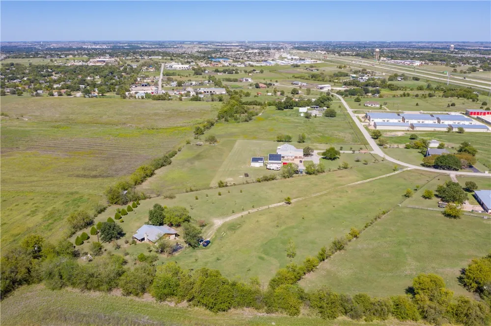 19824 Panther Drive Pflugerville, TX 78660