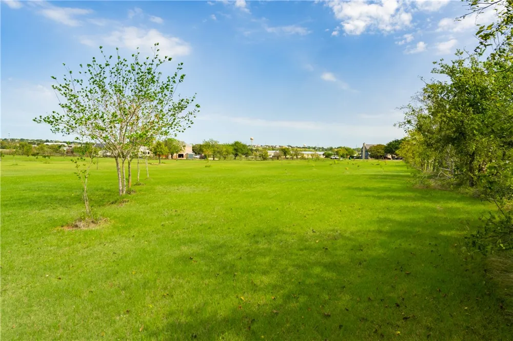 19824 Panther Drive Pflugerville, TX 78660