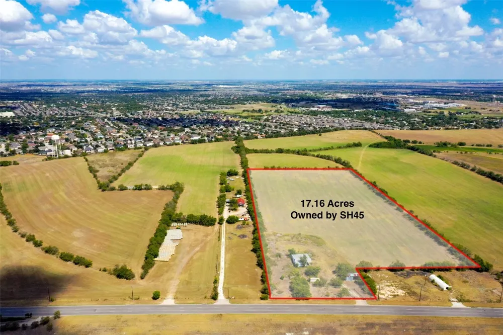 19824 Panther Drive Pflugerville, TX 78660