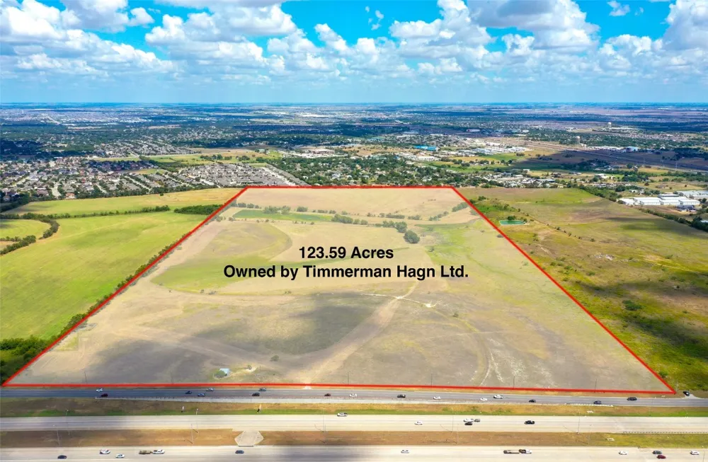 19824 Panther Drive Pflugerville, TX 78660