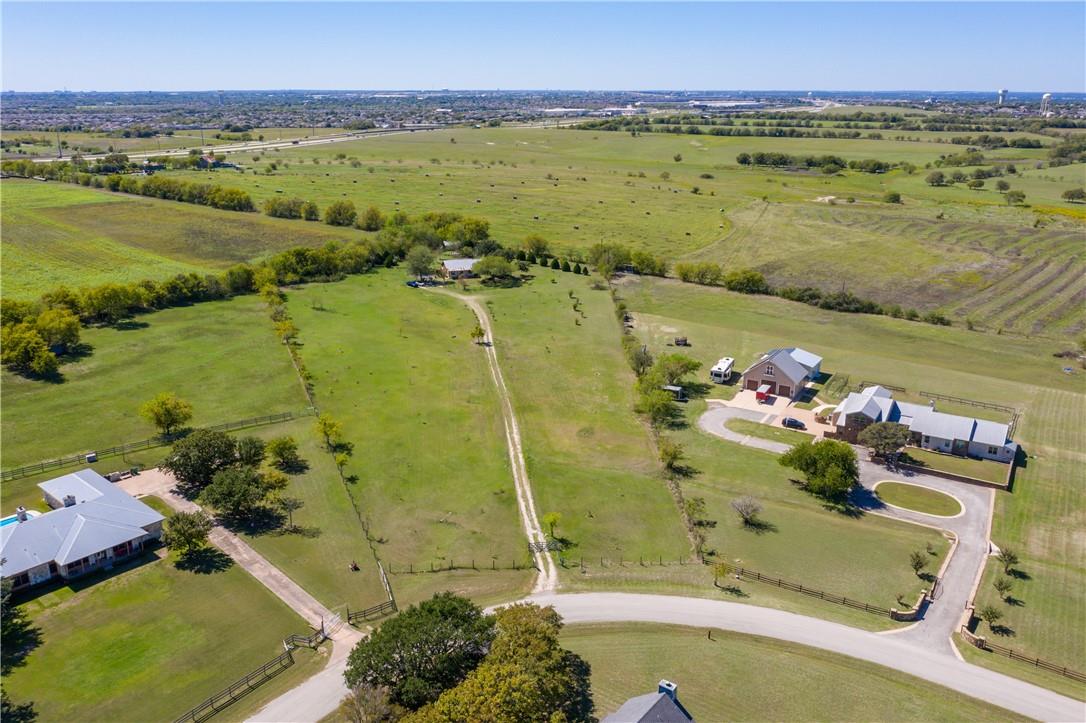 19824 Panther Drive Pflugerville, TX 78660