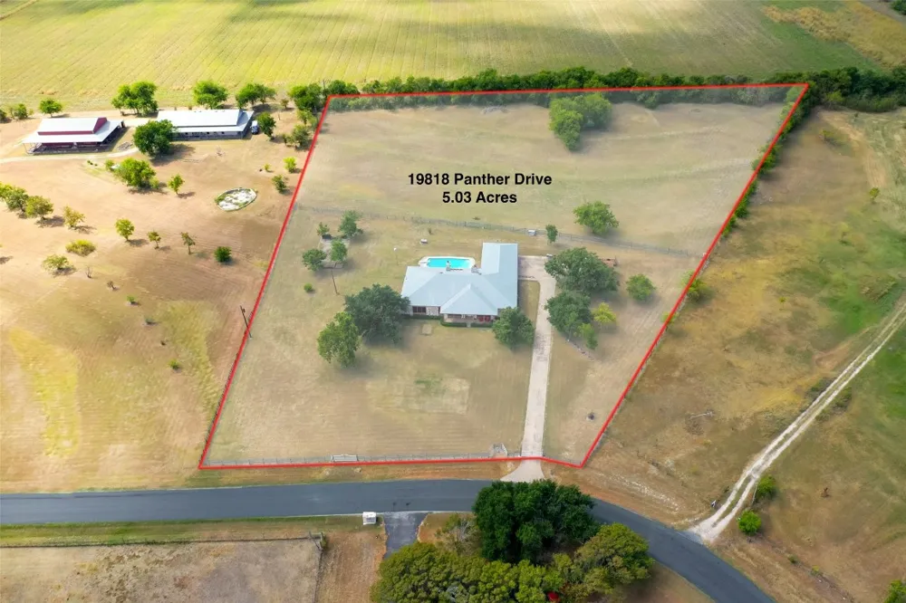 19818 Panther Drive Pflugerville, TX 78660