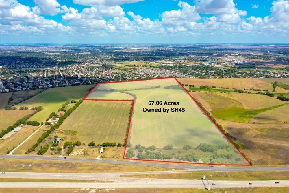 19818 Panther Drive Pflugerville, TX 78660