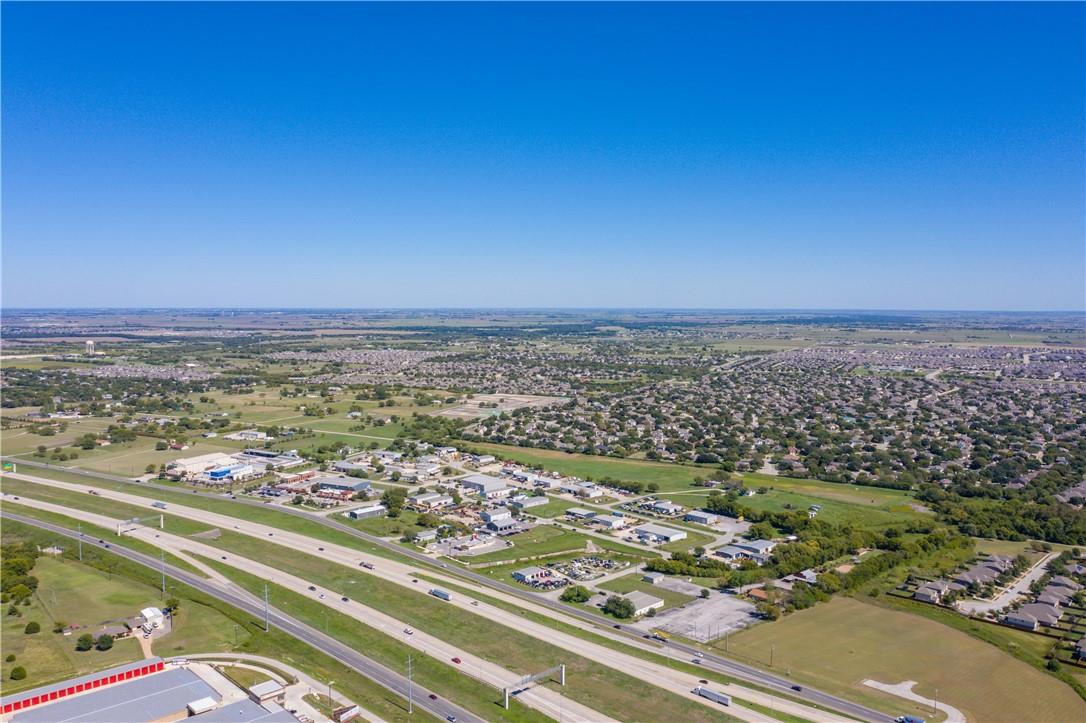 19818 Panther Drive Pflugerville, TX 78660
