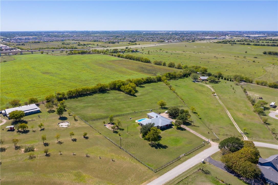 19818 Panther Drive Pflugerville, TX 78660