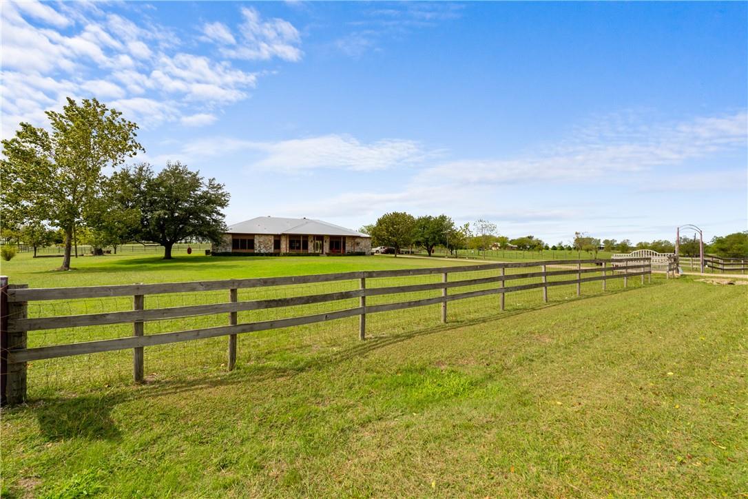 19818 Panther Drive Pflugerville, TX 78660