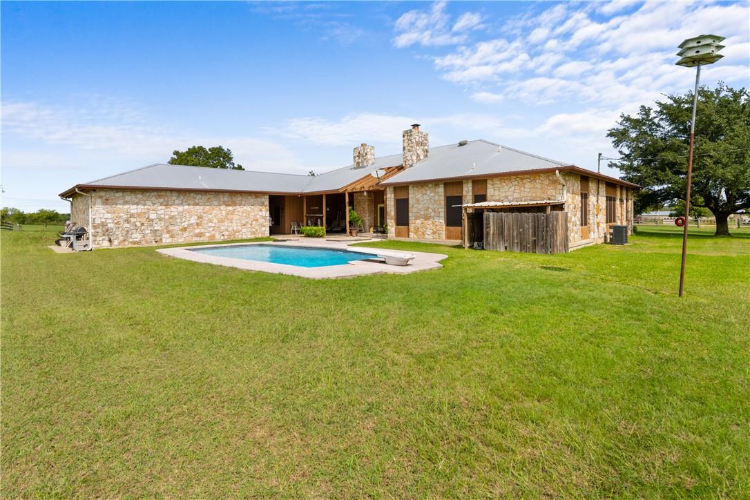 19818 Panther Drive Pflugerville, TX 78660