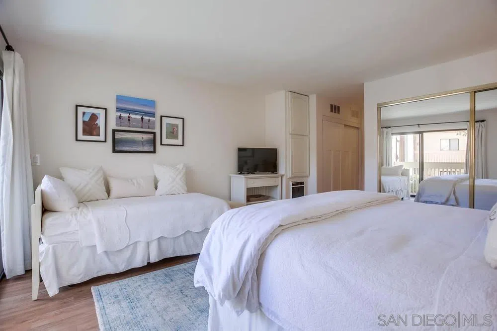 429 S Sierra Ave #128 Solana Beach, CA 92075
