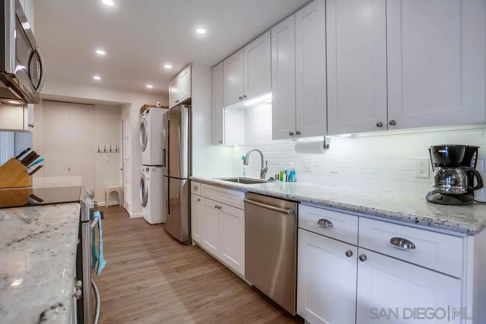 429 S Sierra Ave #128 Solana Beach, CA 92075