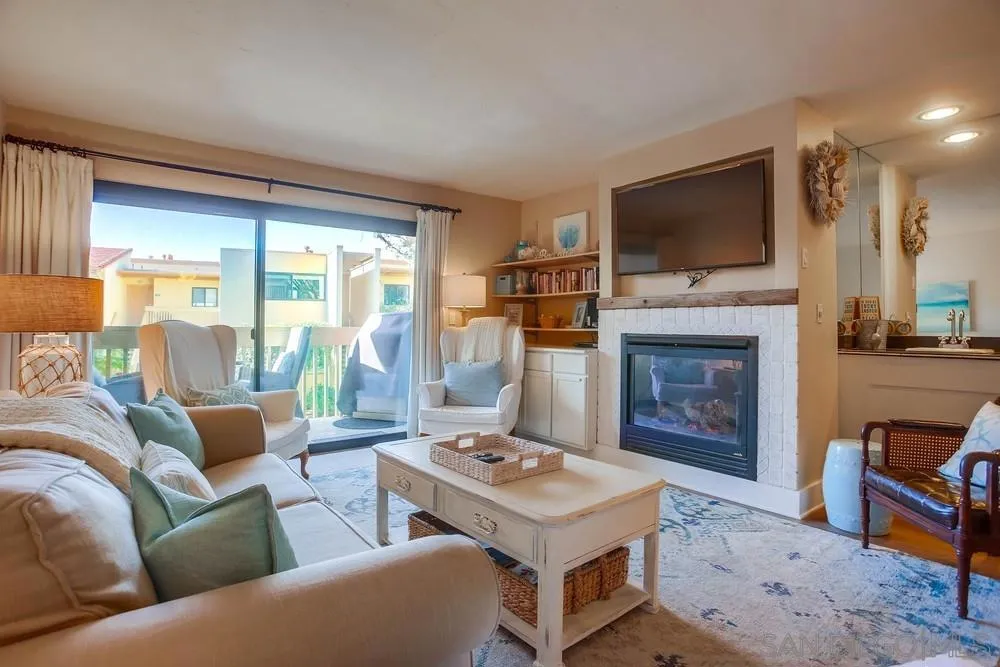 429 S Sierra Ave #128 Solana Beach, CA 92075