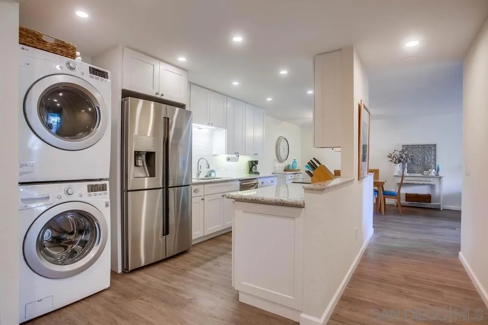 429 S Sierra Ave #128 Solana Beach, CA 92075