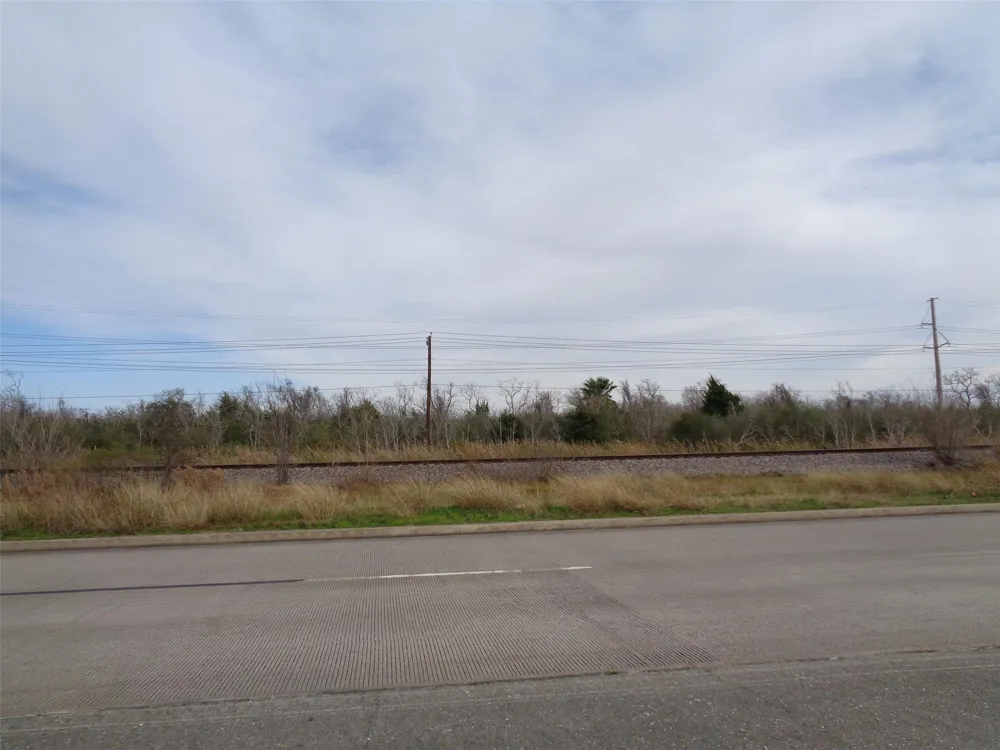7300 25th Avenue North Texas City, TX 77591