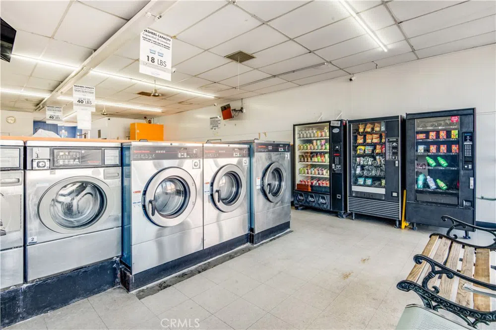 11915 Hawthorne Boulevard Hawthorne, CA 90250