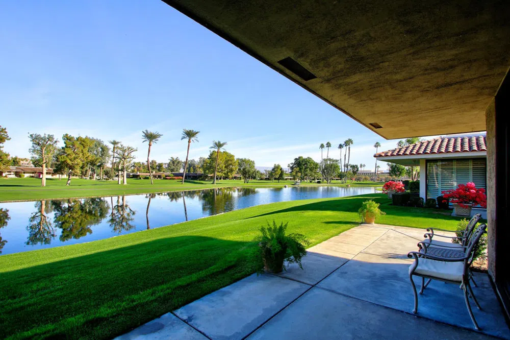 30 Columbia Drive Rancho Mirage, CA 92270
