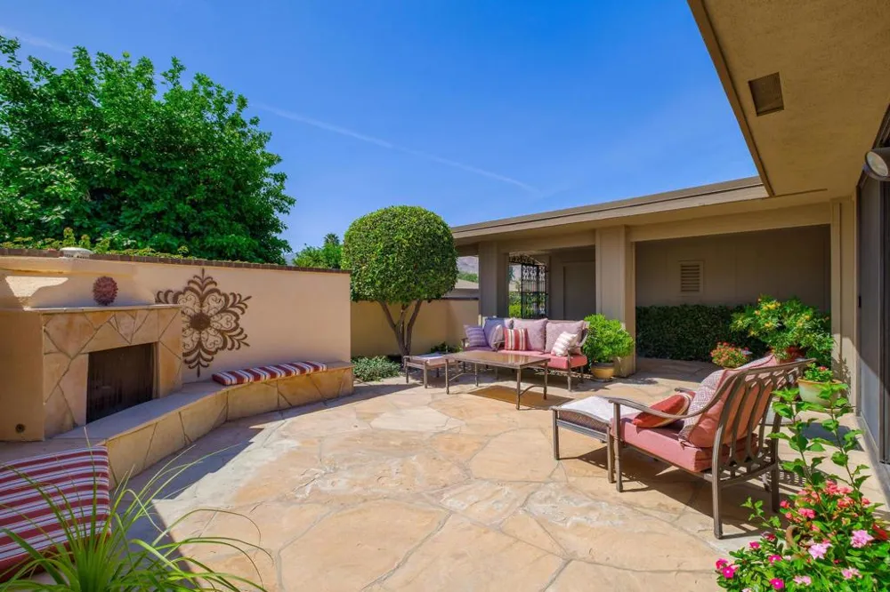 30 Columbia Drive Rancho Mirage, CA 92270