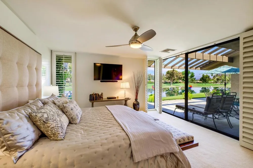 30 Columbia Drive Rancho Mirage, CA 92270