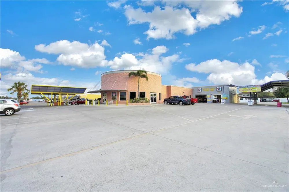2614 E Griffin Parkway Mission, TX 78572