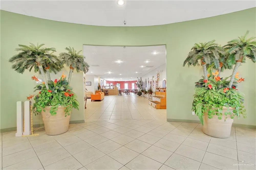 2614 E Griffin Parkway Mission, TX 78572