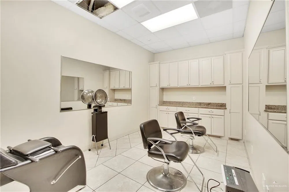 2614 E Griffin Parkway Mission, TX 78572