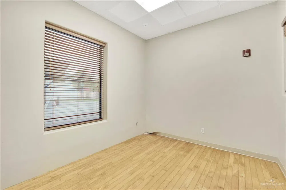 2614 E Griffin Parkway Mission, TX 78572