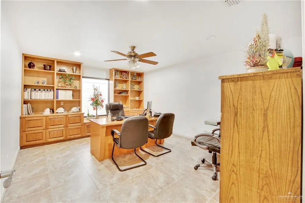 2614 E Griffin Parkway Mission, TX 78572