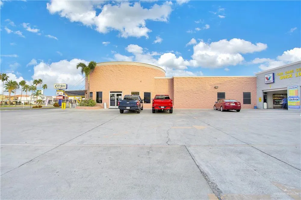 2614 E Griffin Parkway Mission, TX 78572