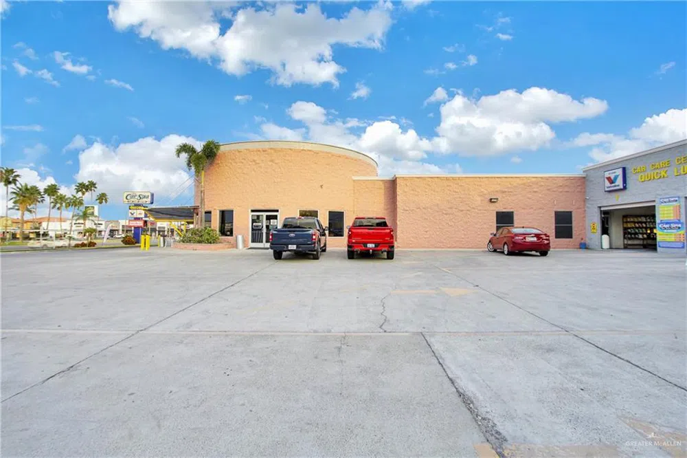 2614 E Griffin Parkway Mission, TX 78572