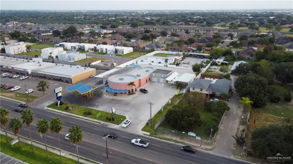 2614 E Griffin Parkway Mission, TX 78572