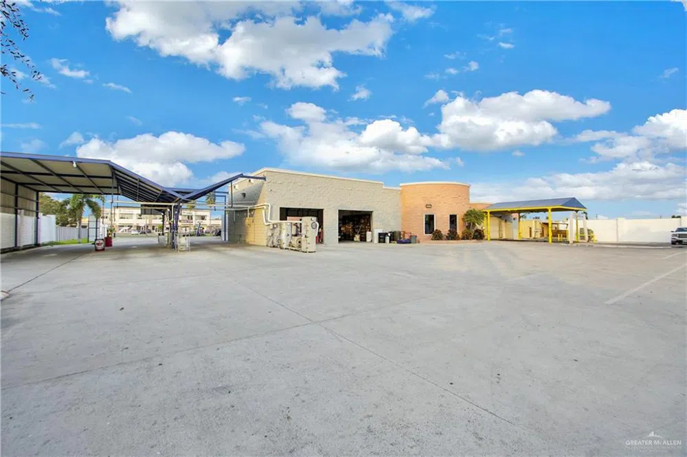 2614 E Griffin Parkway Mission, TX 78572