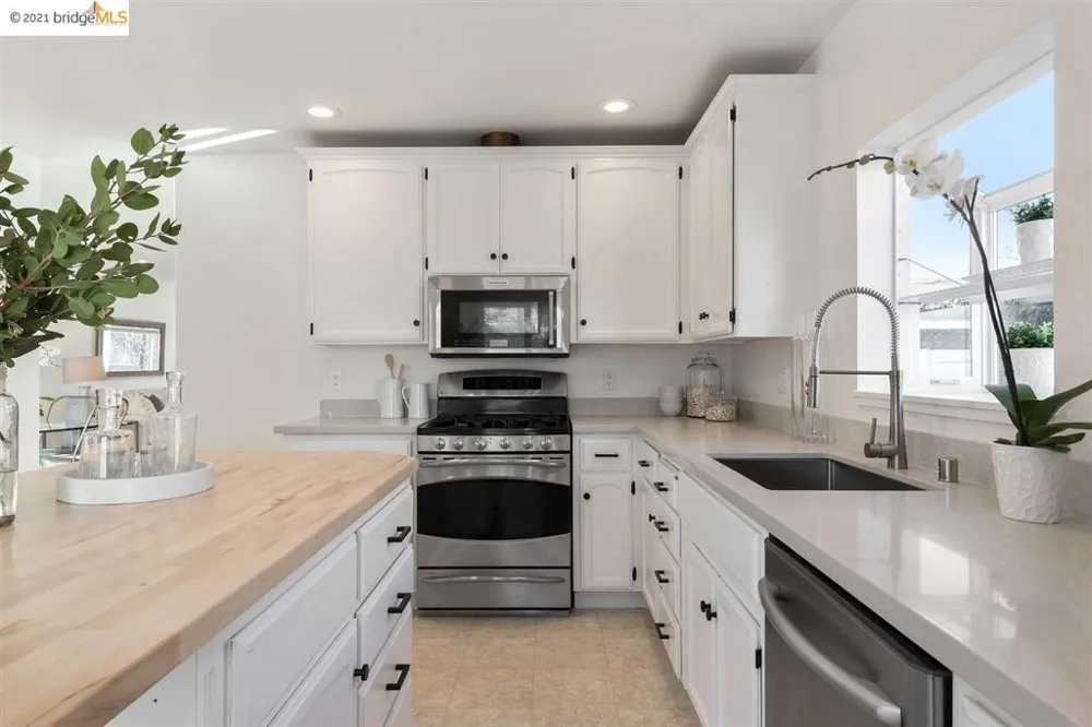 450 Lewis Ave San Leandro, CA 94577