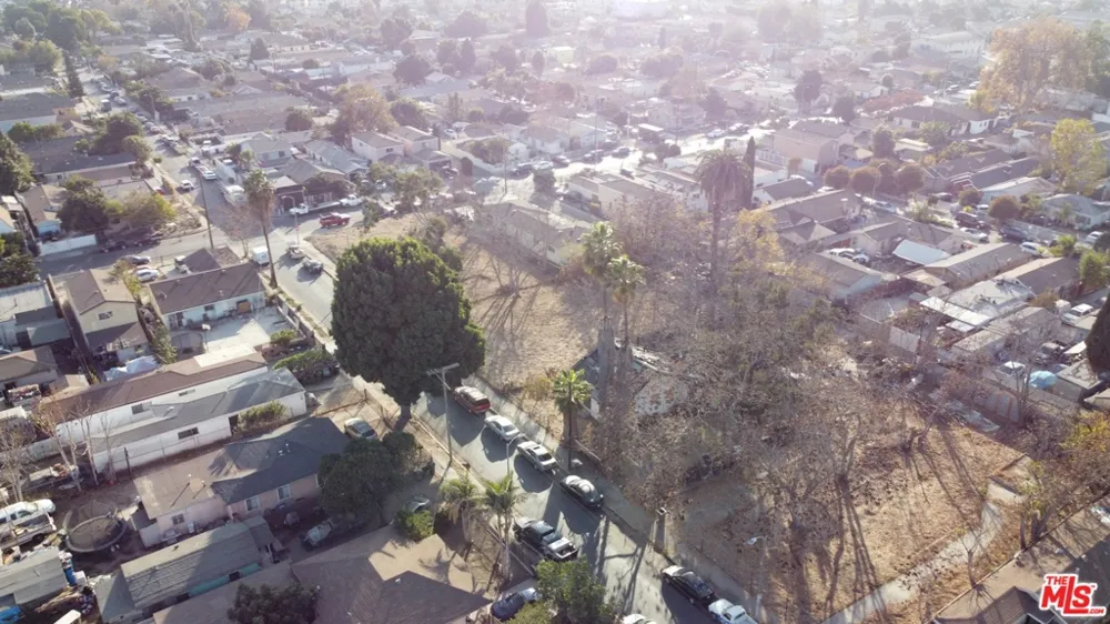 10411 Hickory Street Los Angeles, CA 90002