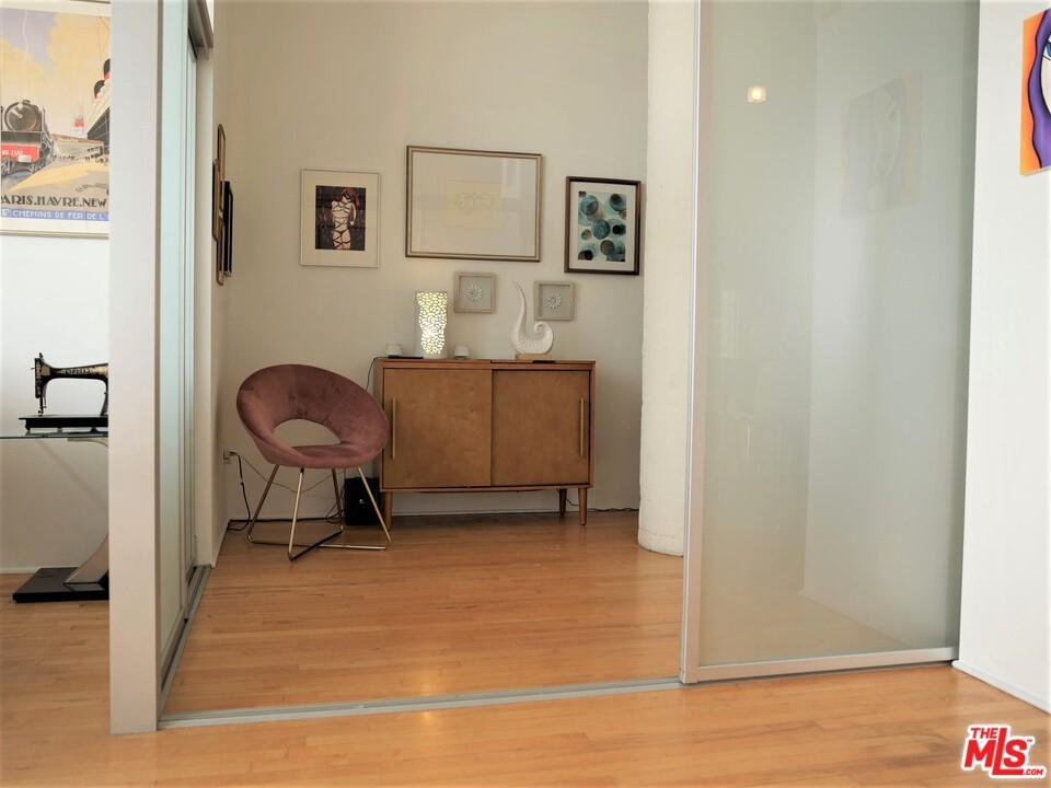 420 S San Pedro Street #523 Los Angeles, CA 90013