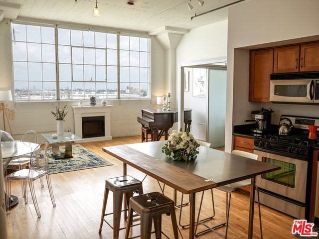 420 S San Pedro Street #523 Los Angeles, CA 90013