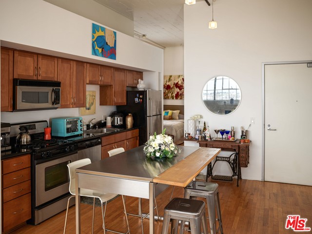 420 S San Pedro Street #523 Los Angeles, CA 90013