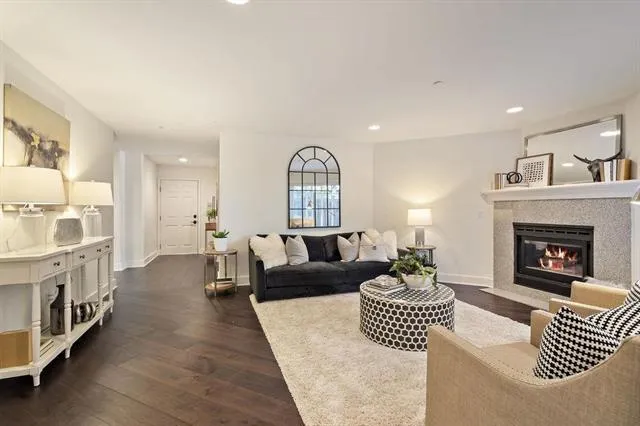 518 Almer #2 Burlingame, CA 94010