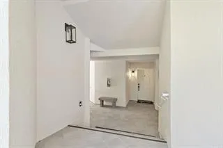 518 Almer #2 Burlingame, CA 94010