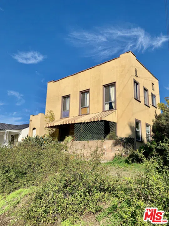 3615 EDENHURST AVENUE Los Angeles, CA 90039